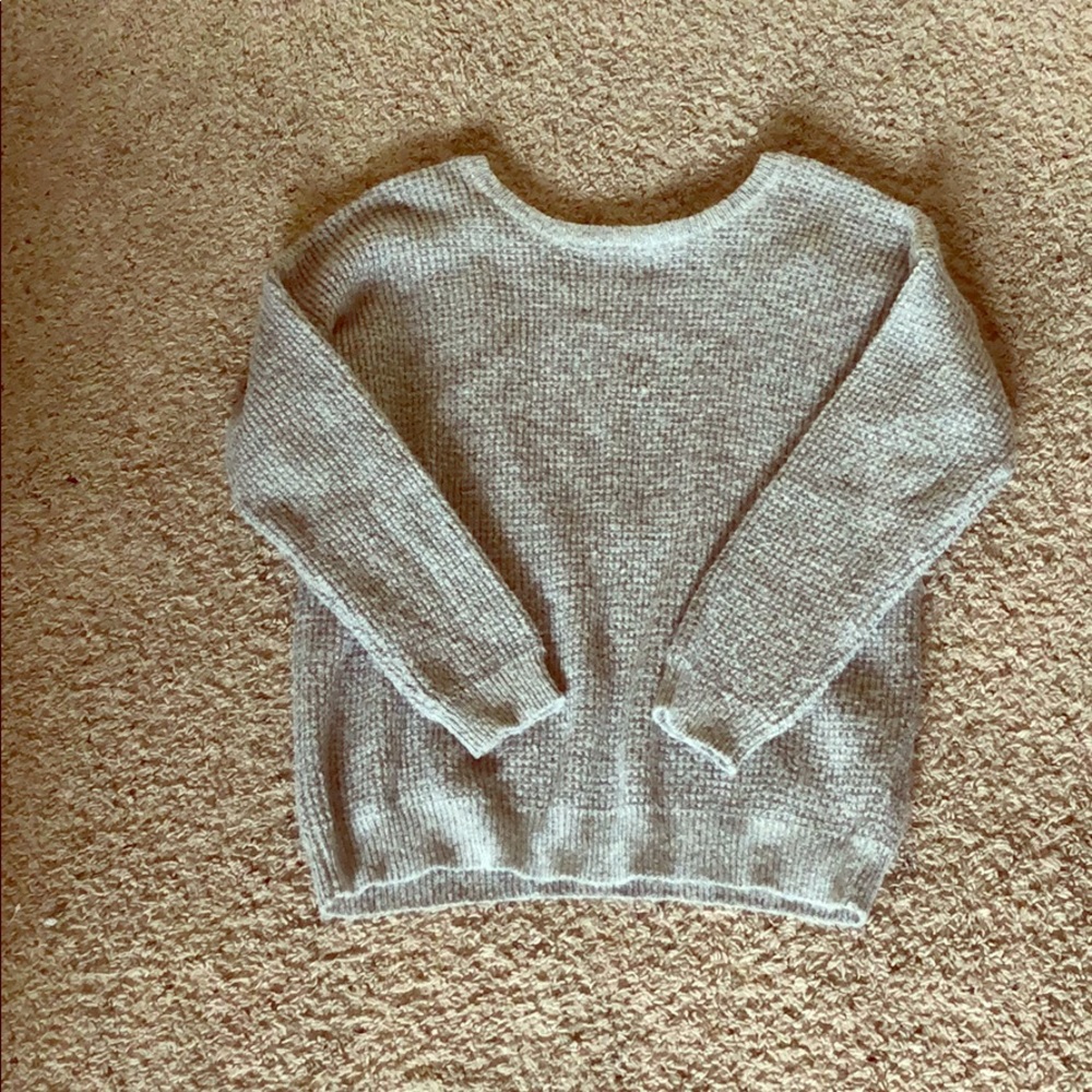 Sweatshirt